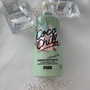 VS PINK Coco Chill NWT 414 ml